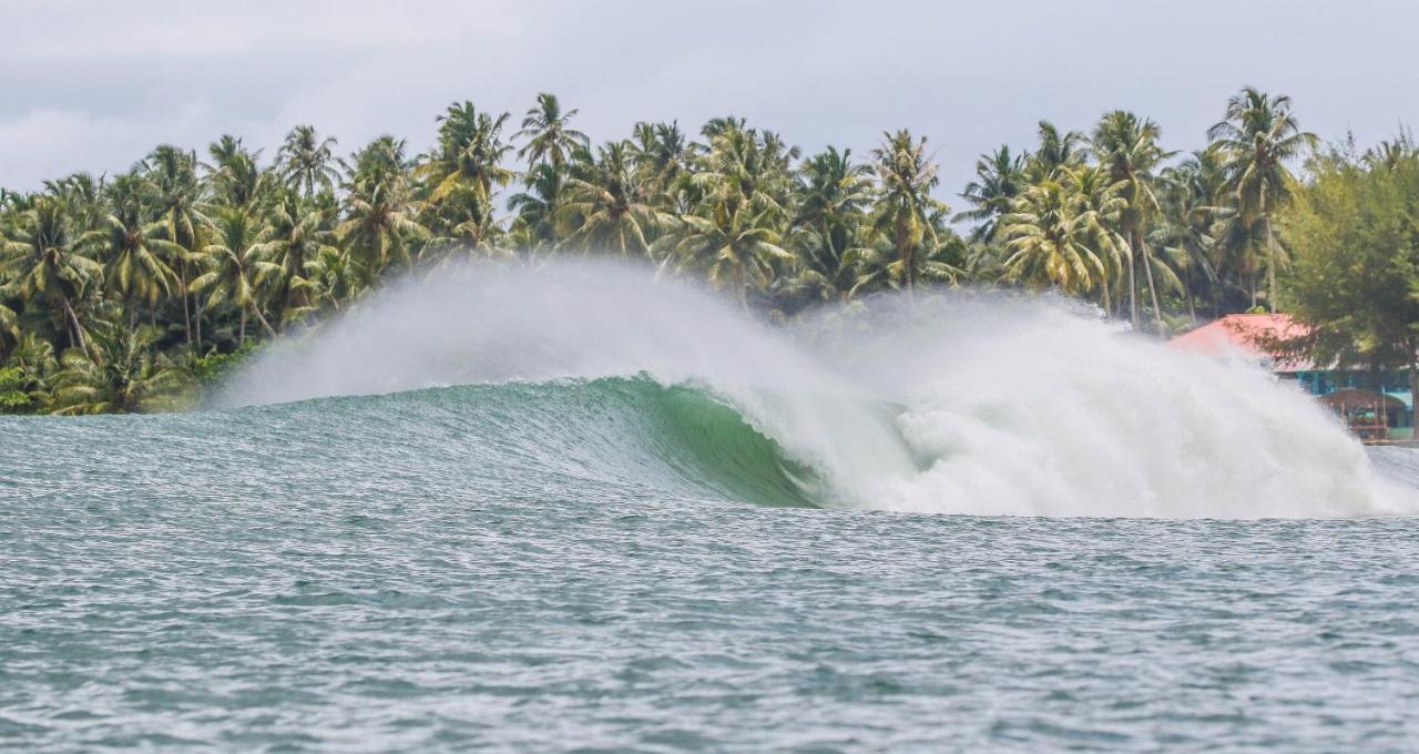 Nias Surf Stay Lagudri Ngoại thất bức ảnh