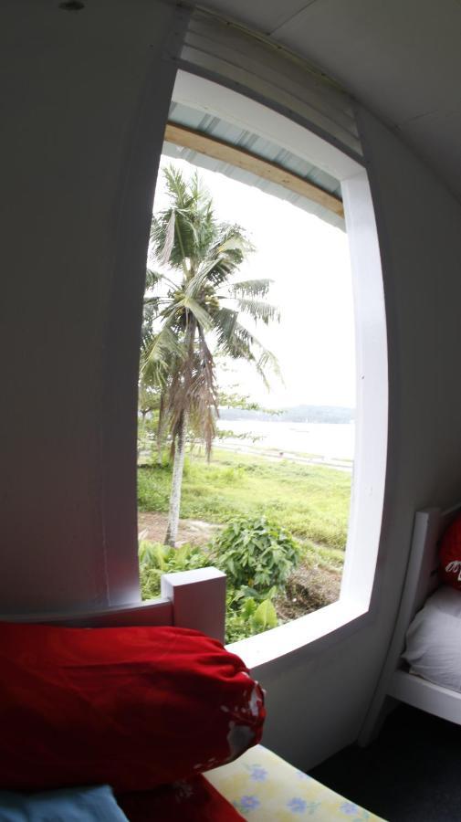 Nias Surf Stay Lagudri Ngoại thất bức ảnh