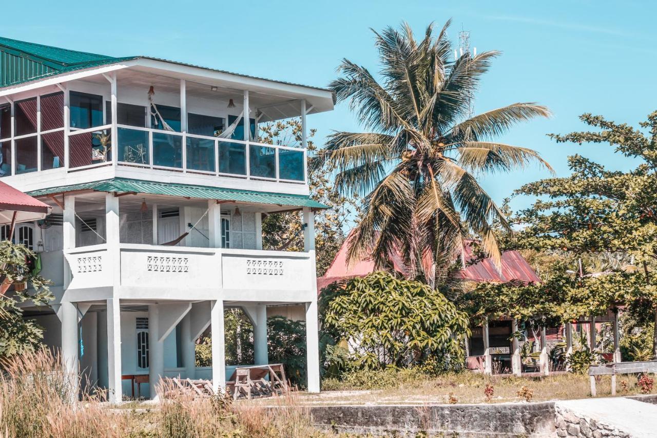 Nias Surf Stay Lagudri Ngoại thất bức ảnh